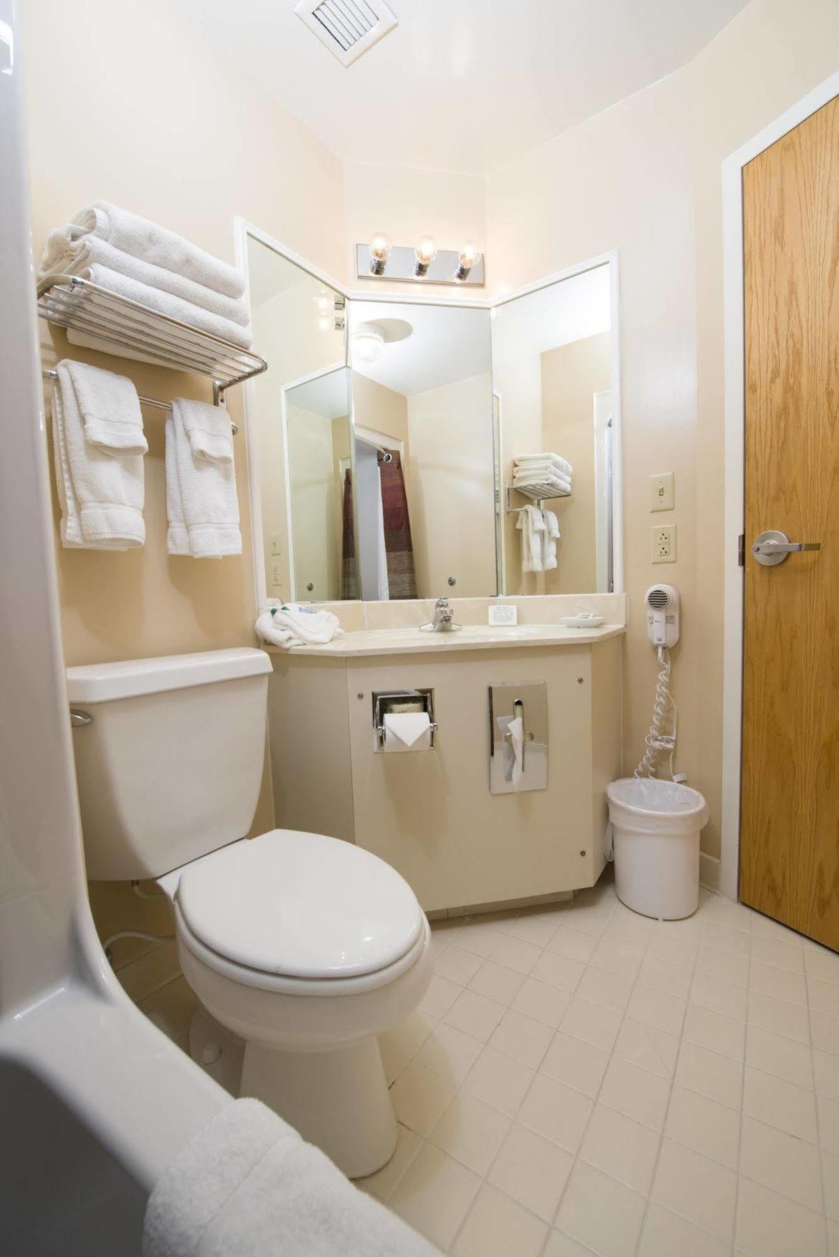 Cumberland Inn Williamsburg Esterno foto